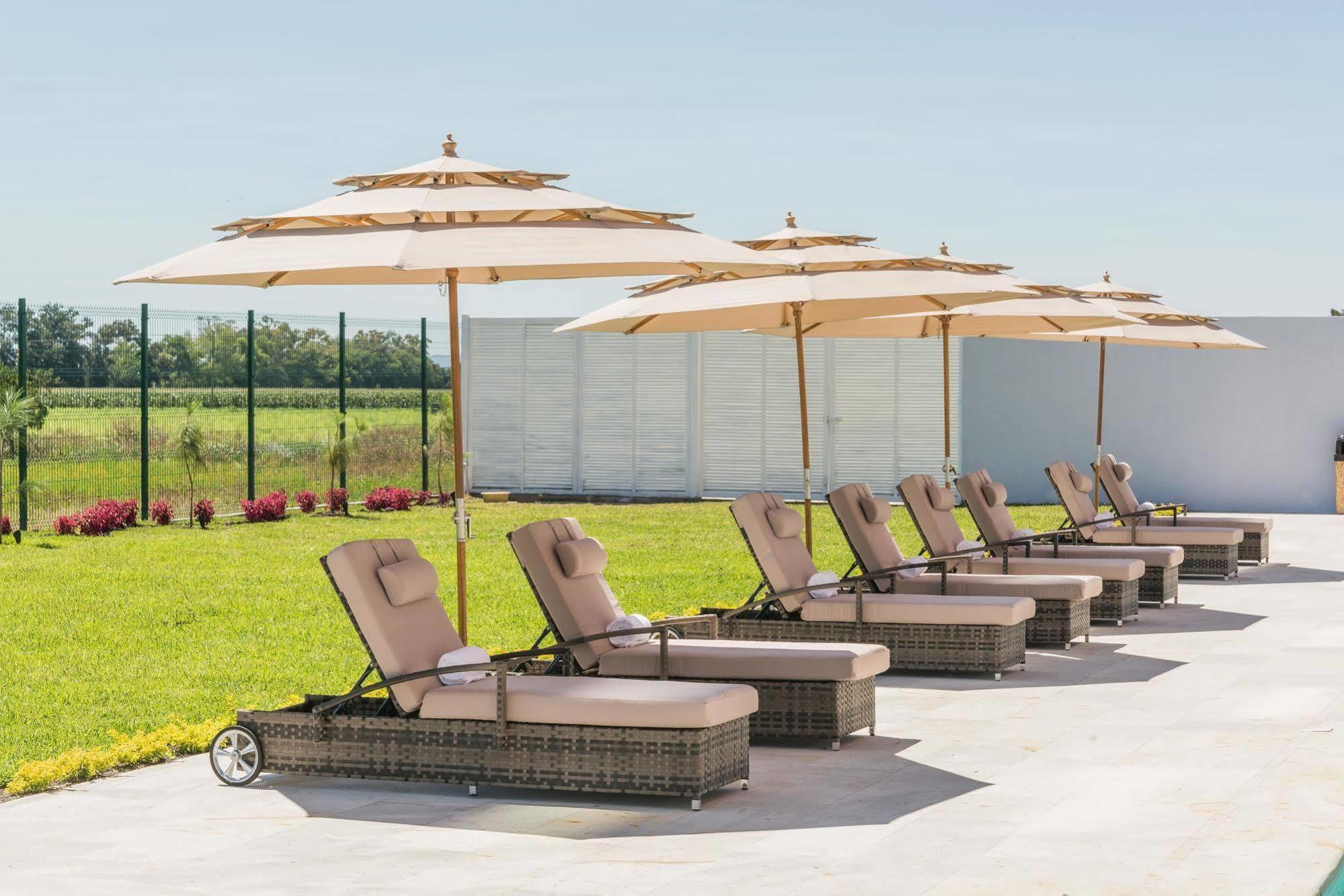 Hampton Inn & Suites By Hilton Salamanca Bajio Eksteriør bilde
